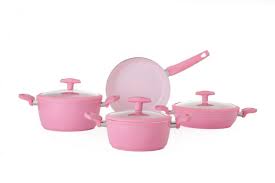 Çünkü granit tencere ve tavalar yağsız kullanıma uygun. En Iyi Celik Tencere Seti Kadinlar Kulubu