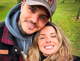 El accesorio secreto de Cara Delevingne y Ashley Benson: ¿comprometidas?