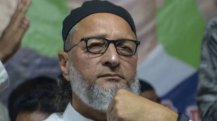 मुसलमान अब नेहरू, गांधी या किसी यादव को अपना नेता नहीं बनाएगा...', यूपी के रामपुर में बोले ओवैसी - India TV Hindi