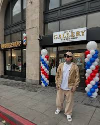 We're OPEN!!!! 💈🖼️ @theartgallerybarbershop Taking walk ins all day!…. 📍  316 W 3rd St Los Angeles Ca, 90013