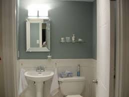 Design Ideen Fur Fensterlose Badezimmer Badezimmerfarben Badezimmer Farbideen Badezimmer Streichen