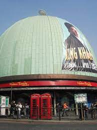 Modern exposition, masters and technologies of creating wax sculptures. Madame Tussauds