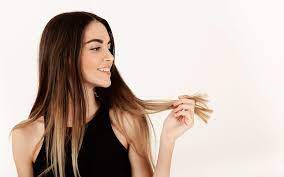Nel secondo, il fattore determinante è invece l'invecchiamento dei capelli! Capelli Piatti Le Astuzie Per Renderli Piu Voluminosi Atelierbes