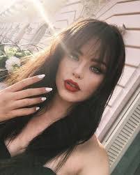 Alicia Rivero's Instagram, Twitter & Facebook