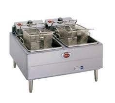 Wells Fryer 15 Lb Cap F 67 Wells Fryer 15 Lb Cap F 67 Fryer Counter Unit Electric Dual Fry Pot 15 Lb Capac Adjustable Legs Storage Bench Flooring