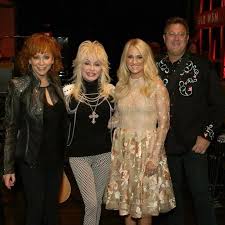 When you have friends like Dolly, Carrie and Vince, you're rich beyond your  wildest dreams. #dollyparton #carrieunderwood #vincegill #opry #toomuchfun  #greatfriends