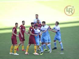 Alfio marchini, che già due anni fa si fece eleggere alla guida di una lista civica e raccolse un 10% che ora si porta in. Un Derby Mai Visto La Rimonta Della Lazio Mette I Brividi Alla Roma Laroma24 It Tutte Le News Notizie Approfondimenti Live Sulla As Roma
