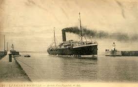 Postcards Of The World La Rochelle La Rochelle Vieux Port Barque De Peche