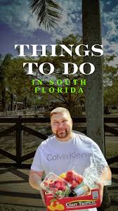 🌴🚜 Exotic Fruits, Vintage Vibes & Animal Encounters