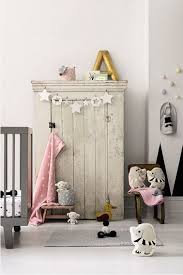 Voir plus d'idées sur le thème chambre ado fille gris et rose, chambre ado fille grise, chambre enfant. La Deco Enchante La Chambre Bebe Fille Deco Cool
