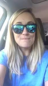 Tara Pickett's Instagram, Twitter & Facebook