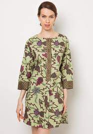 Yang mana penggunaan busana batik sudah dianggap sebagai kebutuhan yang wajib bagi mereka yang bekerja di suatu instansi. Model Baju Batik Kantor Danar Hadi Pakaian Wanita Wanita Model Pakaian Guru
