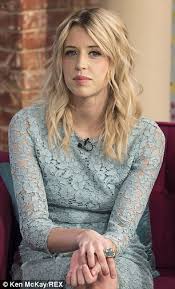 She knows how to engage a room, can handle a tough crowd and tailors her. Peaches Geldof Hits Back At Katie Hopkins And Her Insulting Newspaper Rant Days After Losing Tv Debate On Parenting Daily Mail Online