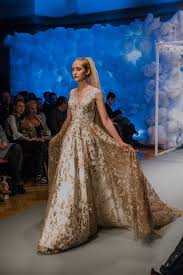 Check spelling or type a new query. Kissen Bedurftig Scheisse Brautkleid Gold Sanger Gemusehandler Leicht