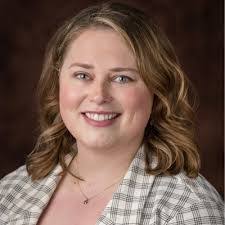 Lori Feltner's Instagram, Twitter & Facebook