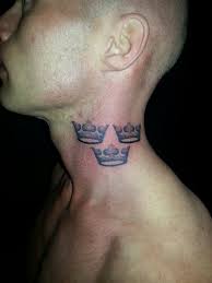 Möjligen kan de då ha tänkt på de tre under dem förenade rikena. Tre Kronor Three Crowns Dotwork Tattoo Mary Jane Tattoo Dotwork Artist Artlien Gypsy