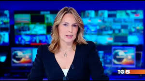 New lives in the wild. Canale 5 Tg 5 H 20 00 Occupazione Cna 12 Mesi Di Crescita Costante Youtube