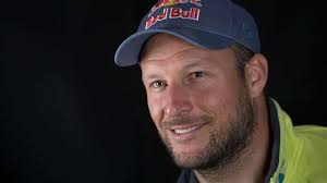 Aksel lund svindal has been voted norway's most popular athlete and has won 36 world cup victories, five world cup and two olympic golds through an adventurous skiing career. Svindal Takker For Hjelpen Etter Nytt Comeback Sunnmorsposten