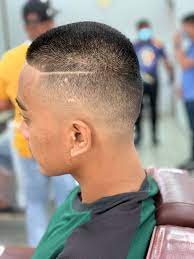 Memilih style rambut untuk penampilan rambut merupakan pilihan setiap orang. Botak Fade Style Astana Kedai Gunting Rambut Astana Facebook
