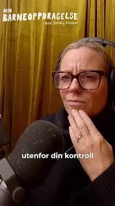 Solveig får besøk av fembarnsmamma Lina Adampour! Hva hadde Lina gjort  dersom et av barna mistet den islamske troen, eller kom hjem med en  ikke-troende? Og hvordan var det å vokse opp 8 mennesker i en ...