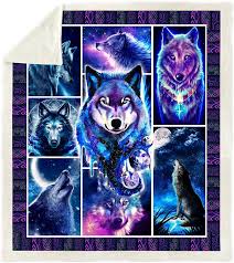 Dawhud direct wolf dreamcatcher super soft full/queen size plush fleece blanket, 75 x 90. Amazon Com Wolf Blanket Sherpa Throw Blanket For Bed 3d Wolf Printed Quilted Blankets For Kids And Adults Soft Fluffy Fleece Blanket Bedding Style2 130cmx150cm Kitchen Dining