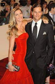 Jun 29, 2021 · if not much, we have compiled all you need to know about tom brady's net worth in 2021, his age, height, weight, wife, kids, biography and complete details about his life. Tom Brady Weight Height And Age