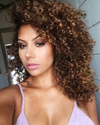 499 curtidas, 13 comentários