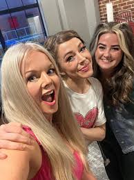 With my dear friends Máiréad Nesbitt Celtic Violinist and Lindsey Stirling  in Boston!🎻🎻 These two were (and still are) my greatest inspirations as a  violinist from the time I was 15 years