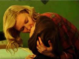 Jade west having a crush on cat valentine for 2 minutes straight/cade moments. The Best Movie Kisses