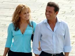 Como ya lo había expresado en otra entrevista, la protagonista de la doña negó que a sus hijos miguel y daniel les falte una figura paterna. Daniel Hijo De Aracely Arambula Y Luis Miguel Fotos