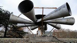 Tous les premiers mercredis du mois, on s'était habitué à entendre les sirènes d'alerte hurler partout dans le pays à midi pile. Changement D Heure Pour Les Sirenes D Alerte Du Premier Mercredi Du Mois Ladepeche Fr