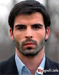Mehmet akif alakurt, born july 23, 1979 in trabzon , is a turkish actor and model. Mehmet Akif Alakurt Beyoglu Net Bilgi Haber Portali
