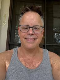 Experienced drummer and vocalist seeking music collaboration in Nashville