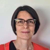 Sandra Ginja's Instagram, Twitter & Facebook