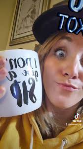 Ashley Wisecup's Instagram, Twitter & Facebook