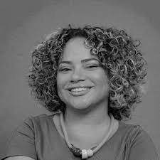 Mariana Lacerda's Instagram, Twitter & Facebook