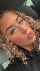 Georgia Wade (@georgiaawadeee)