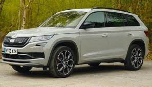 سيارة سكودا كودياك هي سيارة كروس اوفر قوية من سيارات سكودا، تُنافس السيارات في فئة السيارات الكروس اوفر متوسطة الحجم ذات الـ7 مقاعد، وذلك يجعلها سيارة وتبدأ الأسعار من 555 الف جنيه لأول فئة وحتى 860 الف جنيه لأعلى فئة. Ù…ÙˆØ§ØµÙØ§Øª Ø³ÙƒÙˆØ¯Ø§ ÙƒÙˆØ¯ÙŠØ§Ùƒ 2021 ÙˆØ£Ø³Ø¹Ø§Ø±Ù‡Ø§ ÙÙŠ Ù…ØµØ±