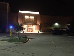 New Retail Store Post Construction Cleaning Service In Collin Creek Mall Plano Tx Cleaning Service Construction Cleaning Plano