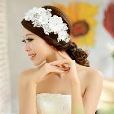 The bridal stylists will manage the flower girl: Vintage Wedding Hair Flowers Vtwctr