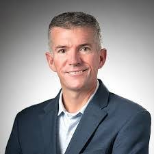 Lori Corbett's Instagram, Twitter & Facebook