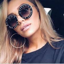 L Aveugle Par Amour Round Sunglasses In 2020 Round Sunglasses Sunglasses Mens Sunglasses