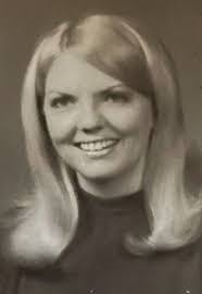 Kirsten Hurst's Instagram, Twitter & Facebook