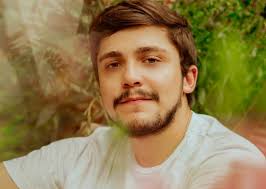 Show de Santaella acontece hoje no Casarão de Ideias com novidades no  repertório