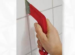 Nalburlardan alabileceğiniz derz dolgu malzemesi ile fayanslar arasını doldurabilir ve su geçmesini engelleyebilirsiniz. En Iyi Etkili Derz Dolgusu