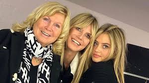 Heidi klum is a german supermodel turned television personality known for her appearances on popular tv shows like 'project runway' and 'america's got talent.' Heidi Klum Poses With Her Mom And 16 Year Old Daughter Leni In Cute Mirror Pic Entertainment Tonight