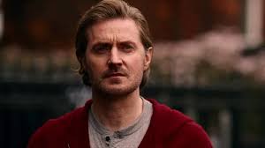 Stay Close' Ending, Explained