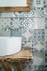 Its not all about product price. Le Hally S Bar Restaurant A Londres Tile Home Goods Decor Natural Bathroom Bathroom Inspiration