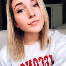 Amanda Doerr's Instagram, Twitter & Facebook