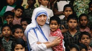 Madre Teresa será canonizada por milagre em brasileiro | VEJA
